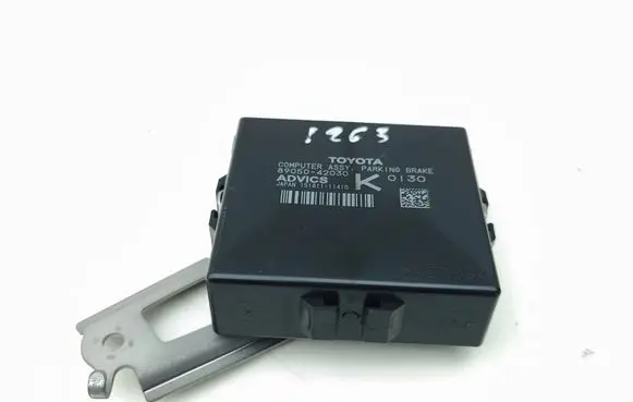 Toyota RAV 4 (XA50) Hand brake control module 8905042030 15181111410