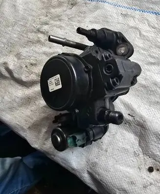 Ford Galaxy Fuel injection high pressure pump 9687959180 9424A050A 0461965GER