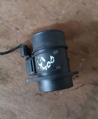 Nissan Qashqai Mass air flow meter 5WK97020