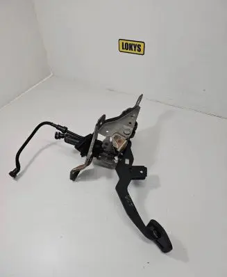 Mazda 5 Clutch master cylinder KG19300 051212