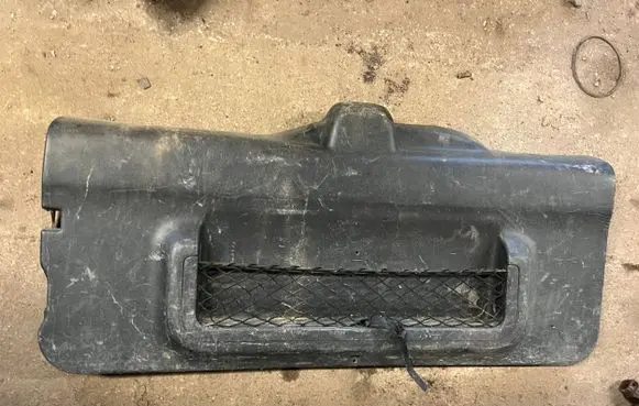 Opel Frontera B Tailgate/boot lid cover trim 