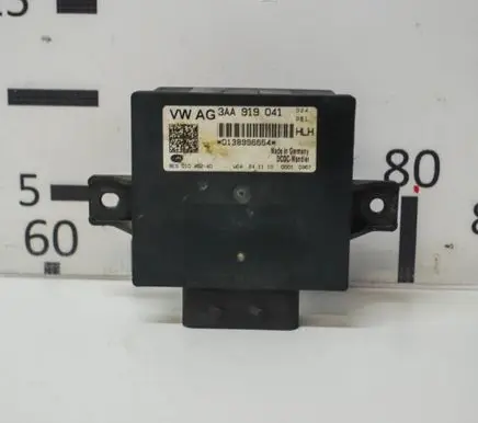 Volkswagen PASSAT B7 Voltage converter/converter module 3AA919041