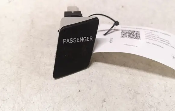 Toyota Yaris Passenger airbag on/off switch 839500D010