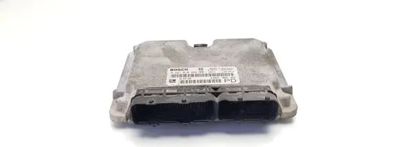 Opel Zafira A Engine control unit/module 24417169 0281010268