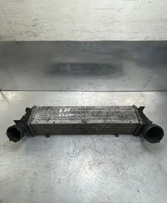 BMW 3 E90 E91 Intercooler radiator 7798788