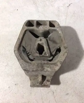 Audi 100 S4 C4 Gearbox mount 4A0399151D