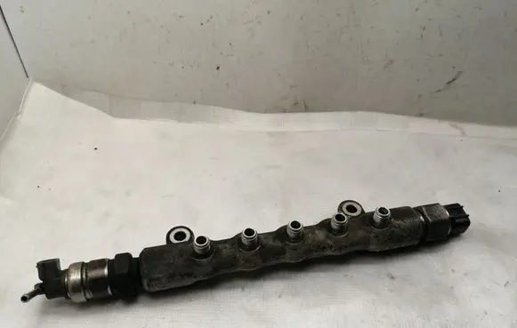 Toyota Corolla Verso AR10 Fuel main line pipe 238100R020