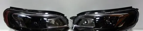 Opel Zafira Life Headlights/headlamps set 
