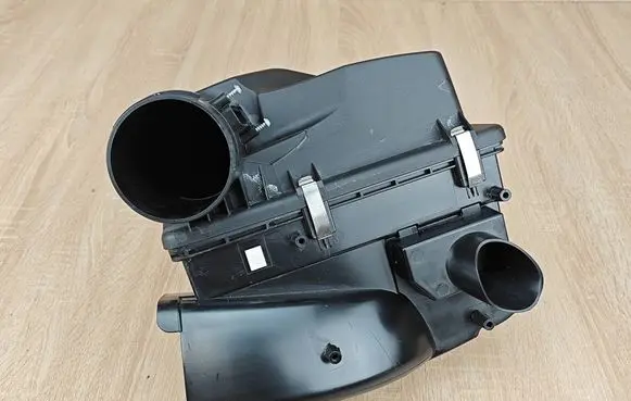 BMW 4 G22 G23 G24 G26 Air filter box 8580427