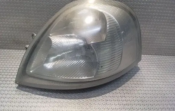 Nissan Interstar Headlight/headlamp 8200163516