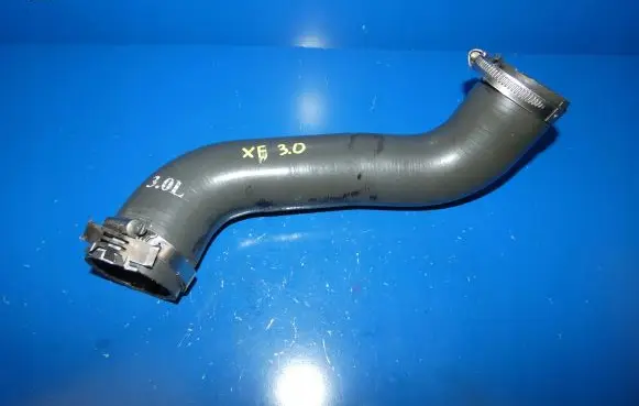 Jaguar XF X250 Intercooler hose/pipe 9X236F072