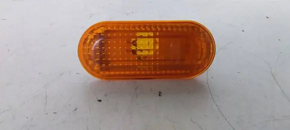 Ford Fiesta Front fender indicator light 2S6A13K354AD 0800A711