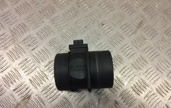Audi Q3 8U Mass air flow meter 03L906461A 344069333 0281002956
