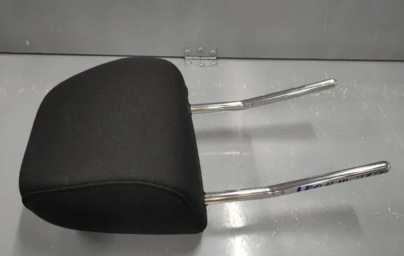 Seat Leon (5F) Front seat headrest 5F0881901