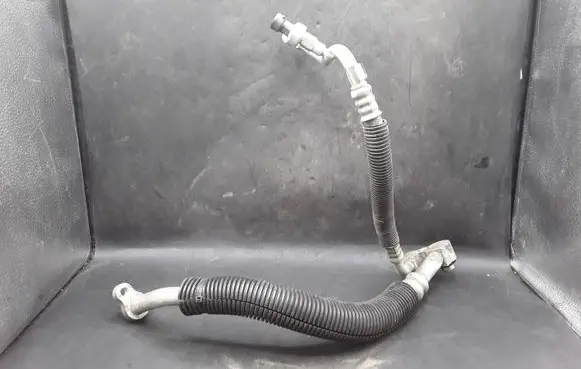 Cadillac SRX Air conditioning (A/C) pipe/hose 012884050
