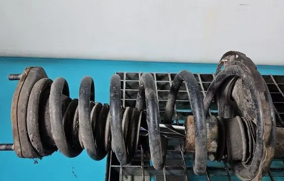 Lexus RX 330 - 350 - 400H Rear coil spring IMPRK1462870