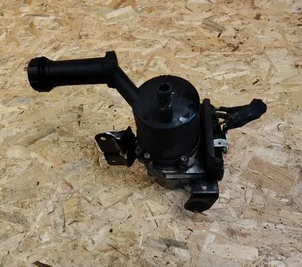 Peugeot 3008 I Power steering pump 9806435680