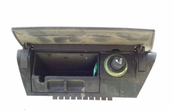 Ford Focus Car ashtray 4M51A048K37AB
