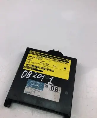 Toyota Yaris Other control units/modules 892210D470