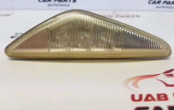 BMW 3 E46 Front fender indicator light 6920732 69474910