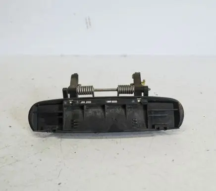 Audi A4 S4 B7 8E 8H Rear door exterior handle 8E0839207