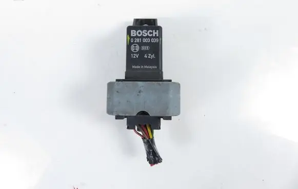 Peugeot Boxer Glow plug pre-heat relay 0281003039