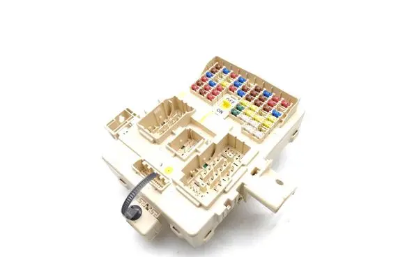Hyundai Tucson TL Fuse module