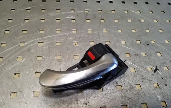 Toyota RAV 4 (XA30) Front door interior handle
