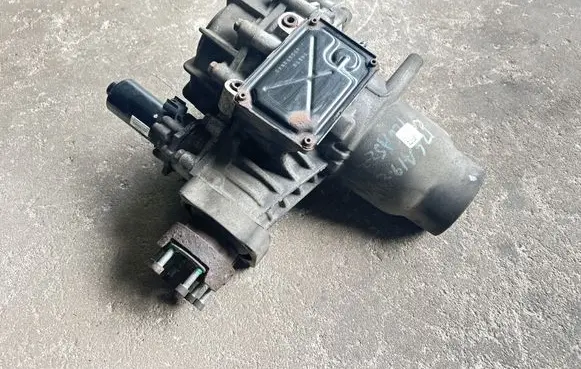Jeep Cherokee Rear differential 68090612AF N12X128410048 P57931T14041045017