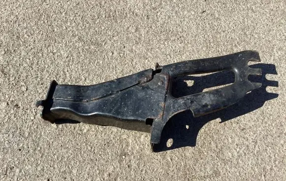 Volvo XC60 Front bumper shock/impact absorber 