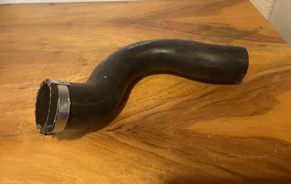 Ford Puma Intercooler hose/pipe L1B16C646BA