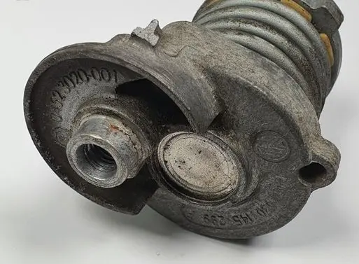 Volkswagen Golf V Timing belt tensioner 030145299F