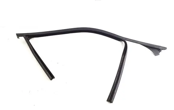 Mercedes-Benz GLK (X204) Other front door trim element A2047250625