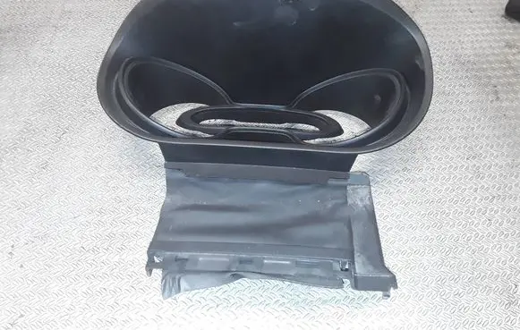 Renault Trafic III (X82) Dashboard trim 681010993R 93452433