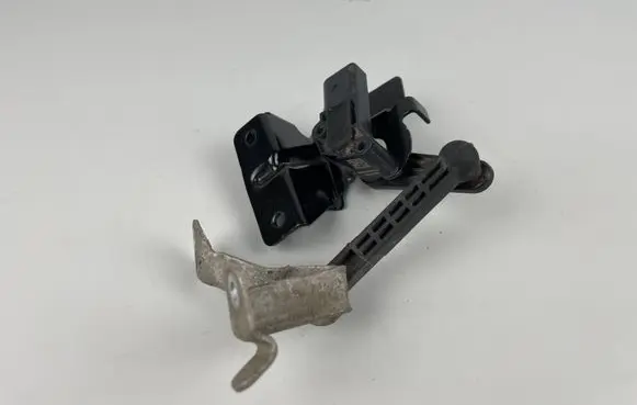 Volkswagen PASSAT B9 Rear air suspension level height sensor 5QS512521