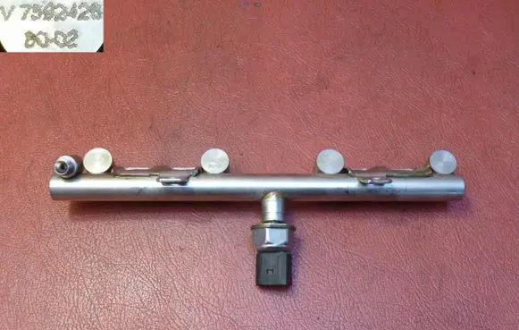 BMW 1 F20 F21 Fuel main line pipe v759242680
