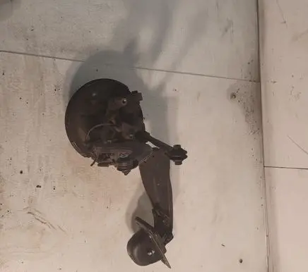 Volkswagen Touran II Rear wheel hub spindle/knuckle 1K0505130 5Q0505323