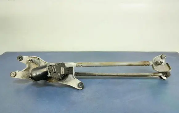 Chrysler Pacifica Front wiper linkage and motor 04894167AB