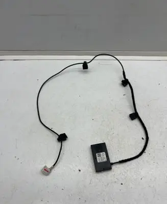 Mercedes-Benz V Class W447 Aerial GPS antenna A1729057400 10022018 AG172G001