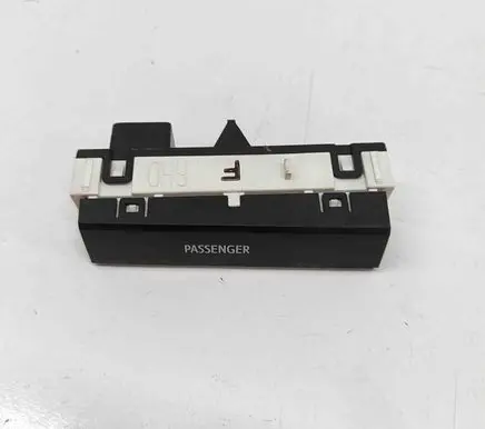 Passenger airbag on/off switch