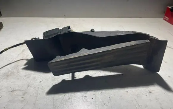 BMW 5 E39 Accelerator throttle pedal 3540675351904