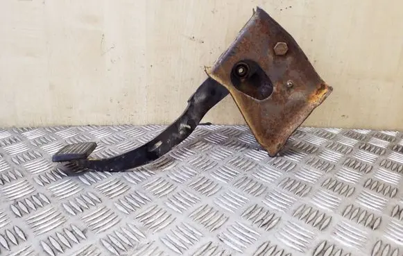 Clutch pedal