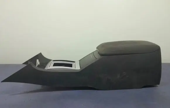 Dodge Charger Center console