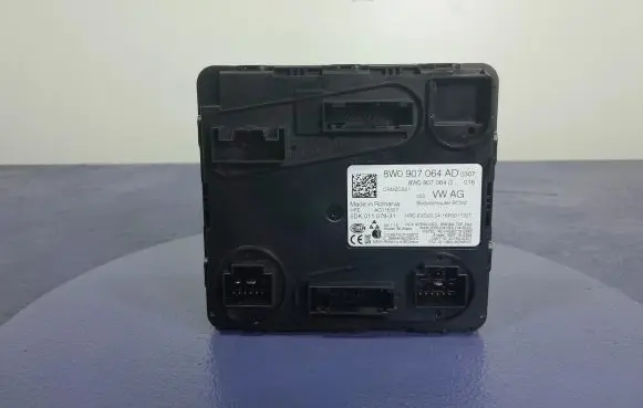 Audi Q7 4M Other control units/modules 8W0907064AD