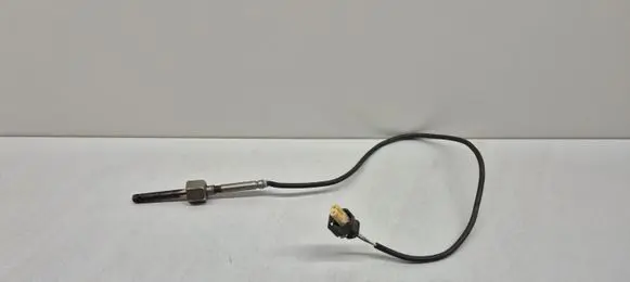 Mercedes-Benz Sprinter W907 W910 Exhaust gas temperature sensor A0009053905