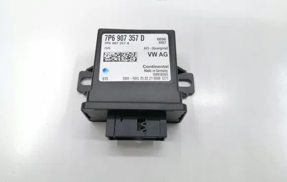 Volkswagen Golf VII Light module LCM 7P6907357D