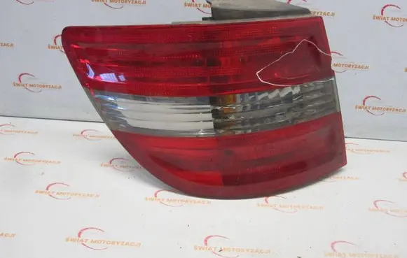Mercedes-Benz B W245 Rear/tail lights A1698200377