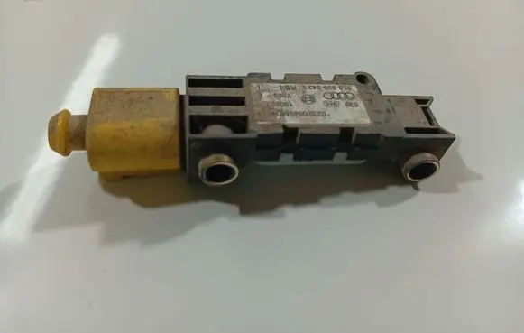 Airbag deployment crash/impact sensor