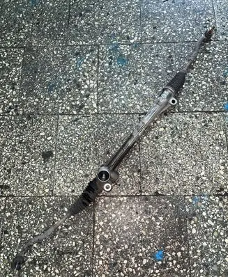 Toyota Prius (XW30) Steering rack