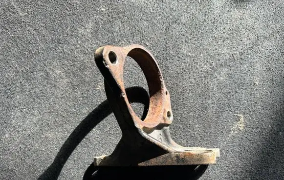 Toyota Avensis T250 Engine mounting bracket 4345705030